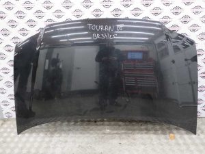 VW TOURAN L.05, POKROV MOTORJA