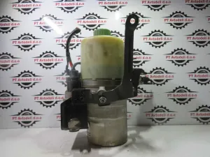 VW POLO L.09, SERVO ČRPALKA