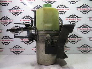 VW POLO L.10, SERVO ČRPALKA