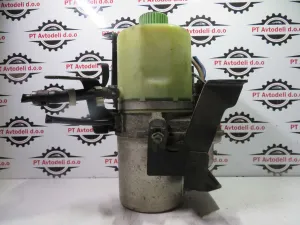 VW POLO L.10, SERVO ČRPALKA