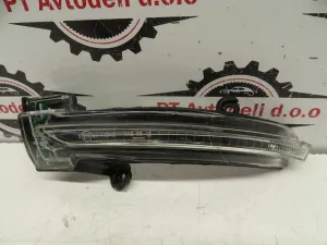 RENAULT CLIO L.20, LEVI SMERNIK OGLEDALA