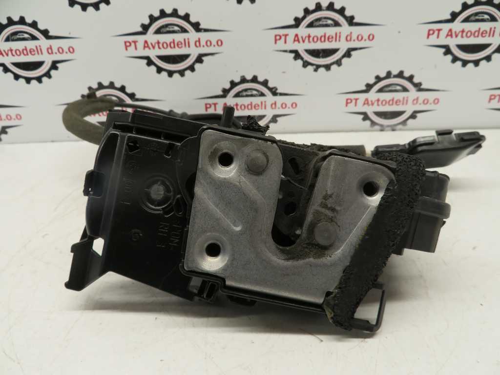 RENAULT CAPTUR L.18, KLJUČAVNICA VRAT, ZADNJA DESNA - slika 2