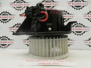 SEAT ARONA L.20, MOTORČEK PEČKE