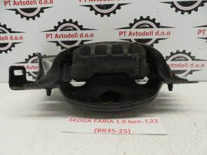 ŠKODA FABIA L.22, NOSILEC MOTORJA