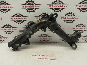 PEUGEOT 208 1.5 HDI L.19, PVC CEV NA MOTORJU