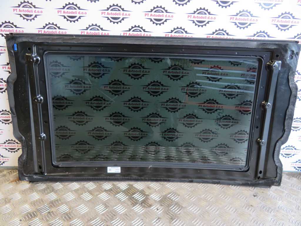 MERCEDES-BENZ GLA L.18, STREŠNO OKNO, ZADNJE - slika 2