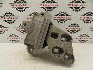 MERCEDES-BENZ GLA L.18, NOSILEC MOTORJA