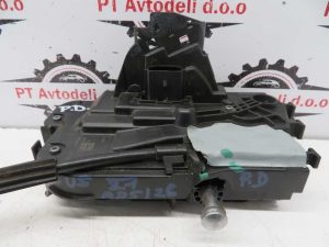 FORD FOCUS L.21, KLJUČAVNICA VRAT, PREDNJA DESNA