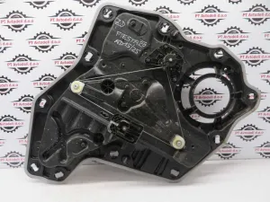 FORD FIESTA L.20, MEHANIZEM ZA DVIG STEKLA, ZADNJI DESNI