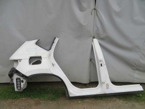 SEAT ATECA L.18, REZAN KOS, DESNI BLATNIK