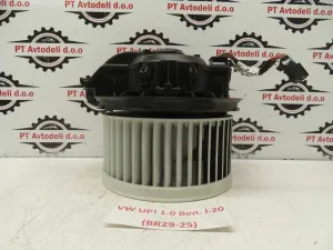 VW UP L.20, MOTORČEK PEČKE