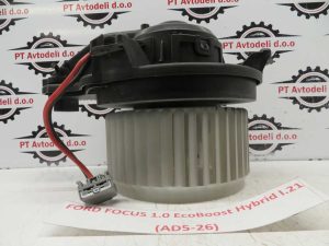 FORD FOCUS L.21, MOTORČEK PEČKE