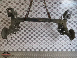 VW GOLF 4 L.00, ZADNJA PREMA
